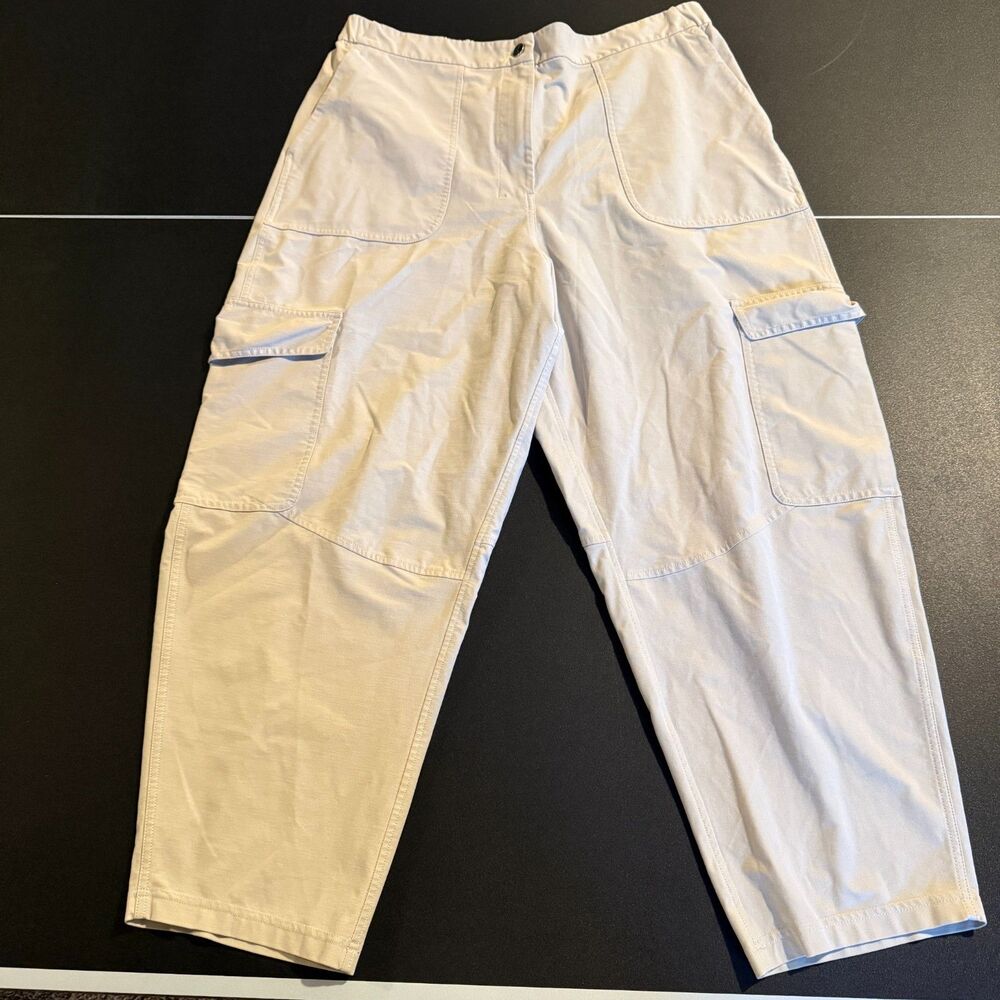 Lululemon Light Utilitech Cargo Pocket HR Pant, beige, Size 33